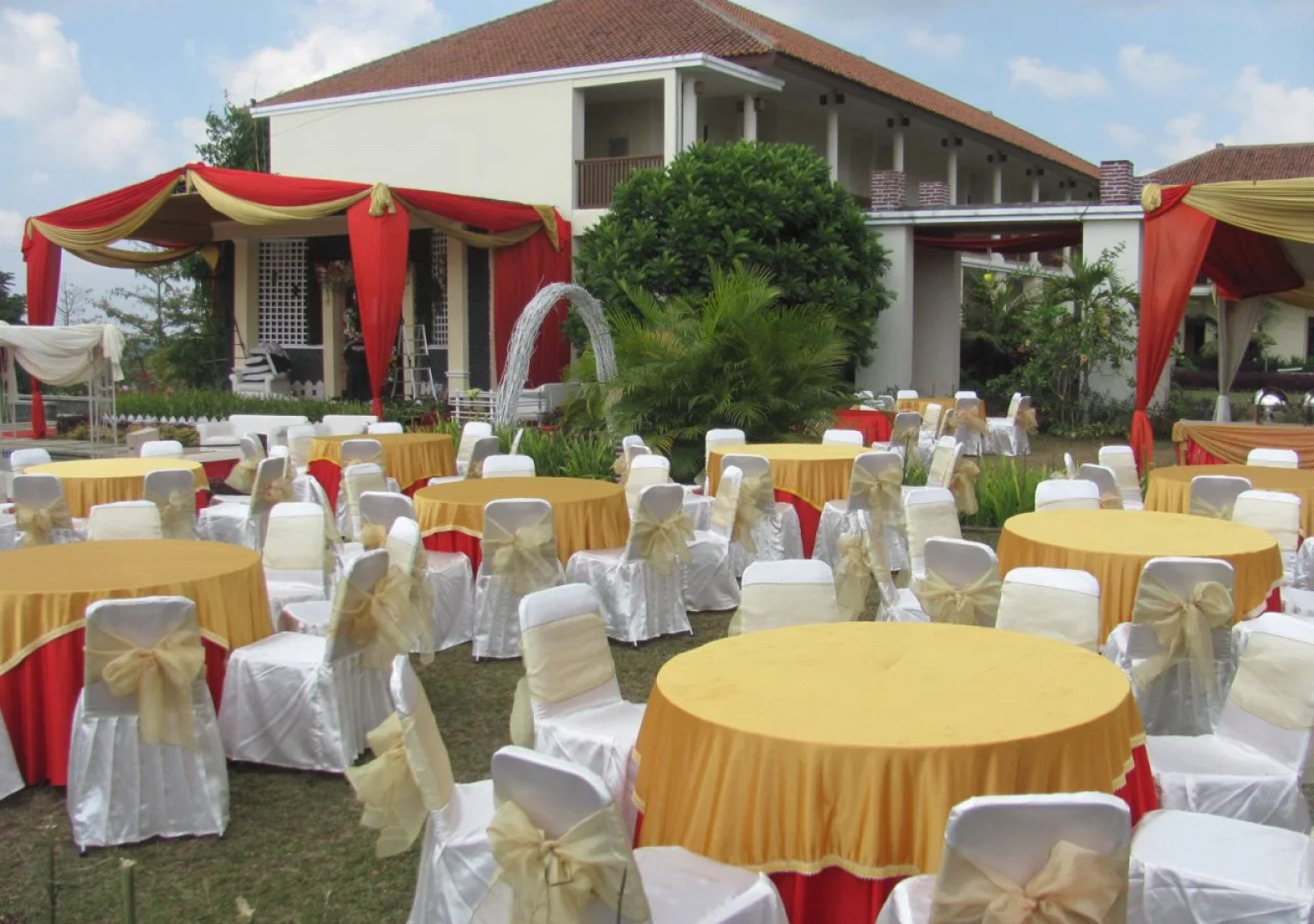 d'Emmerick Salib Putih Hotel Salatiga