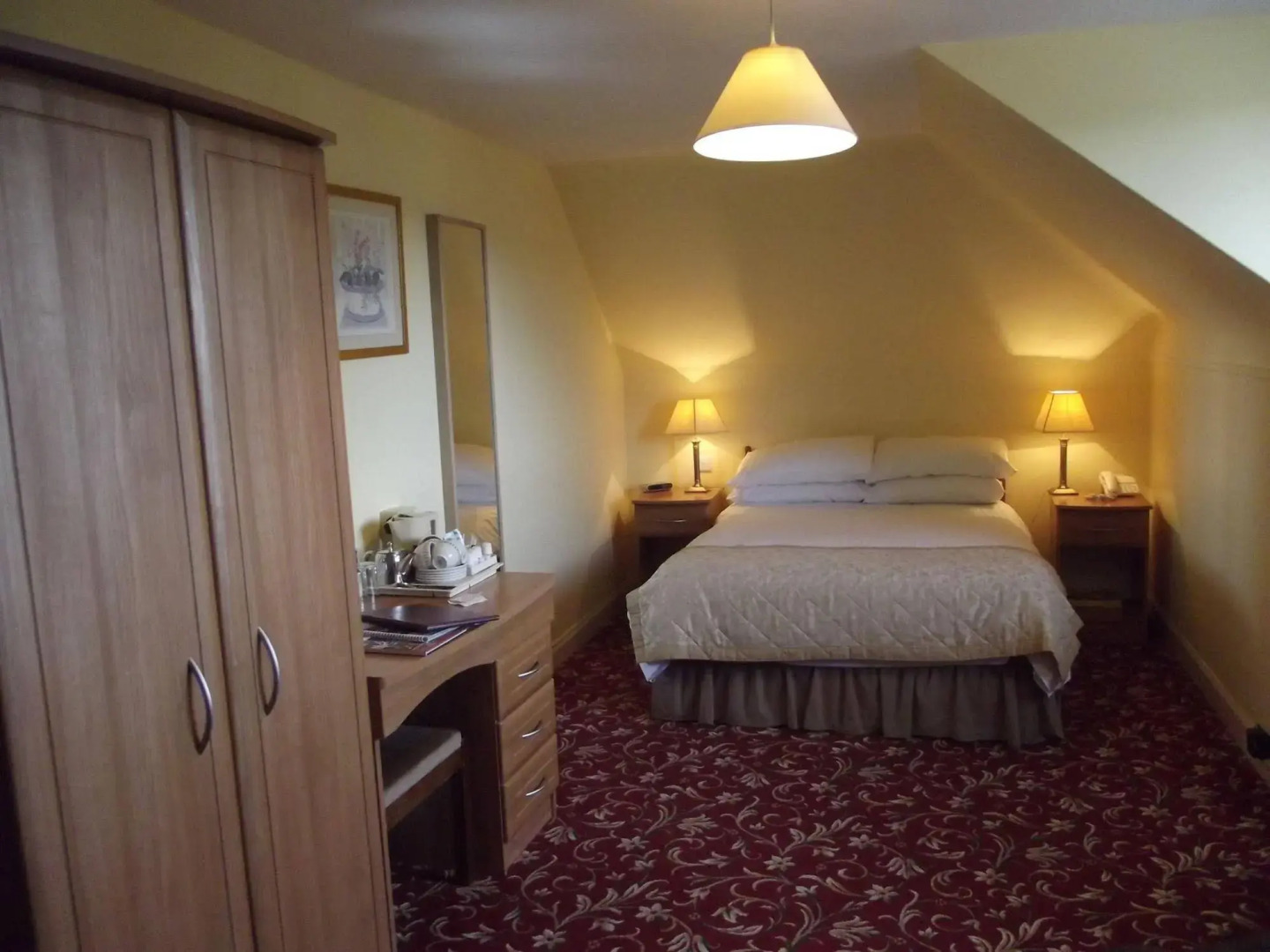 The Lauderdale Hotel