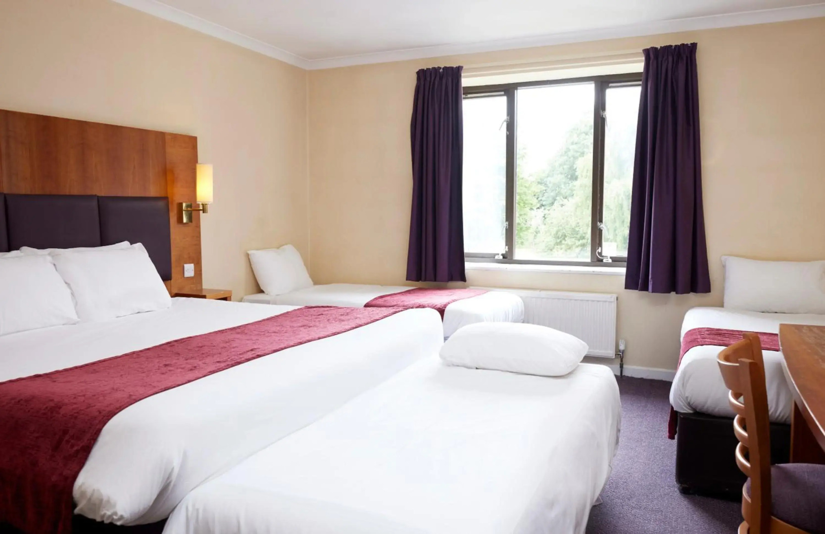 Premier Inn Northampton West (Harpole)
