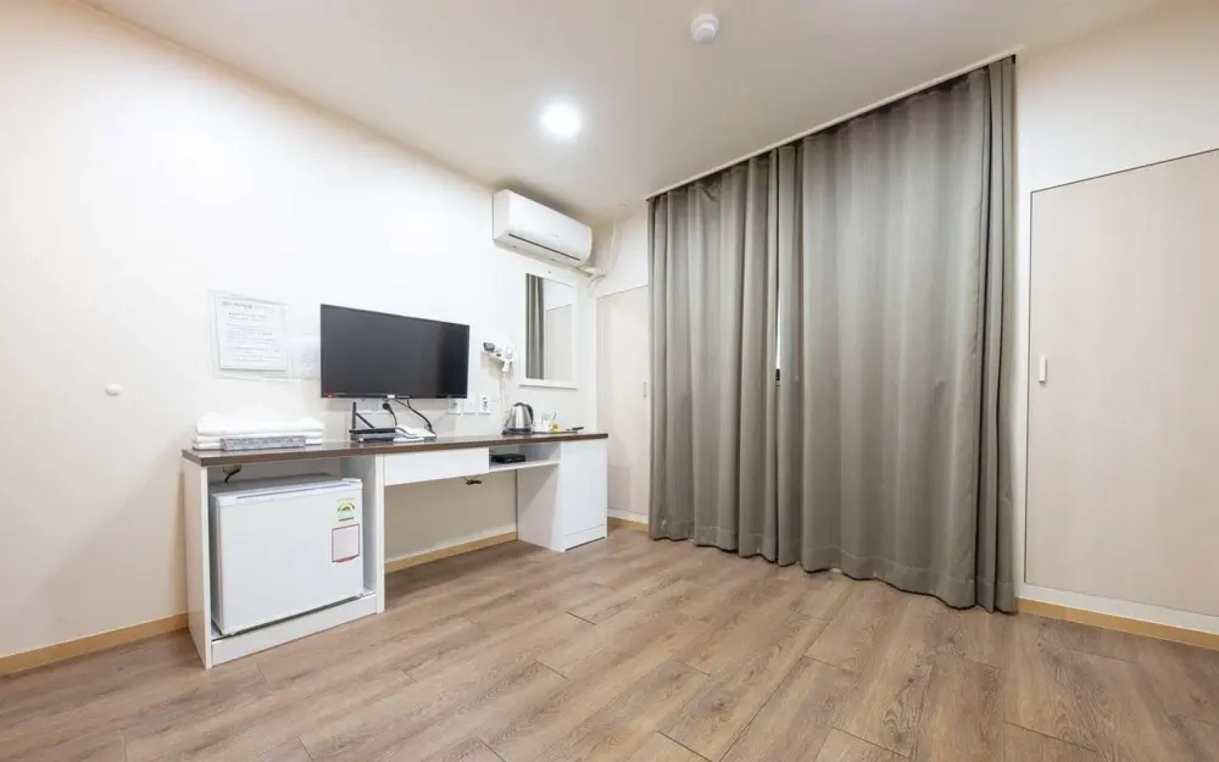 Dangjin Sapgyoho Beach Park