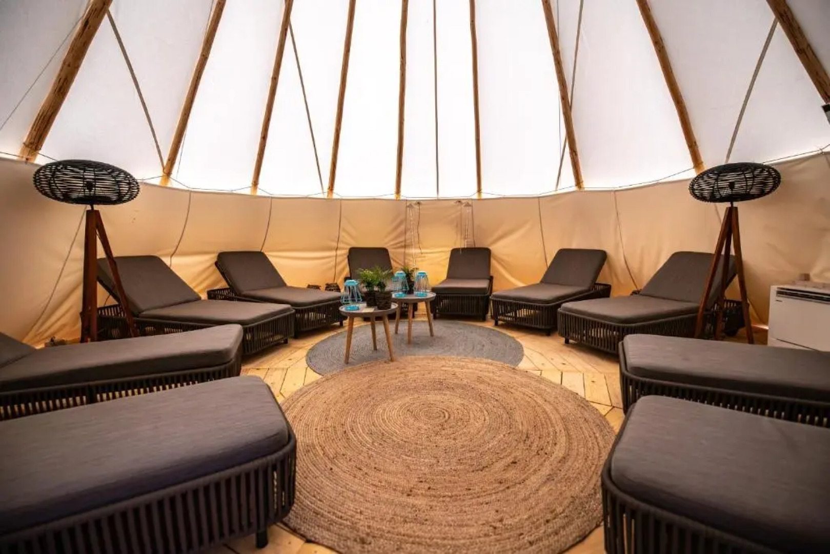 Arena One 99 Glamping