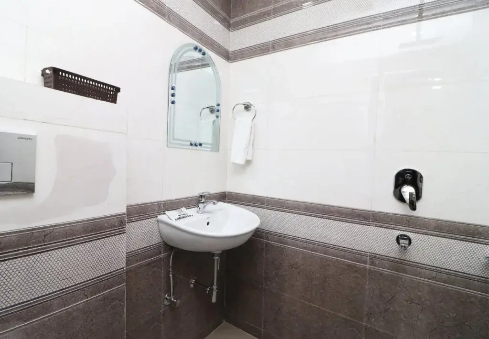 Hotel Yamuna Residency By OYO Rooms