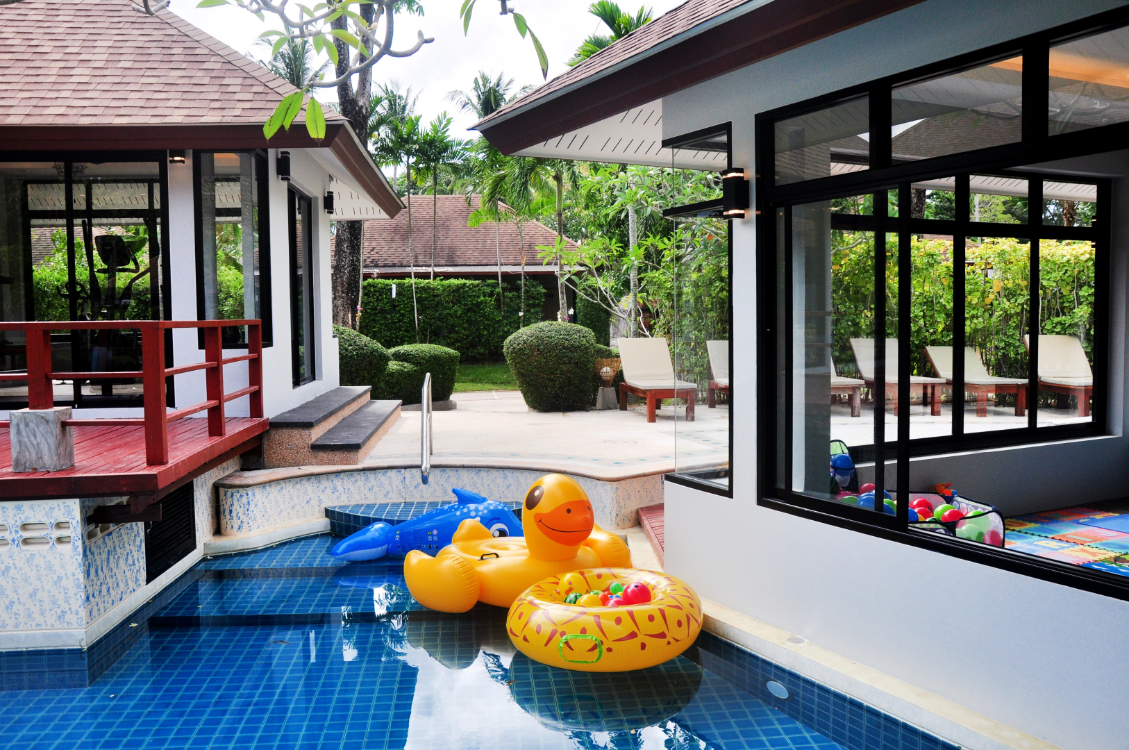 Lanta Sand Resort & Spa