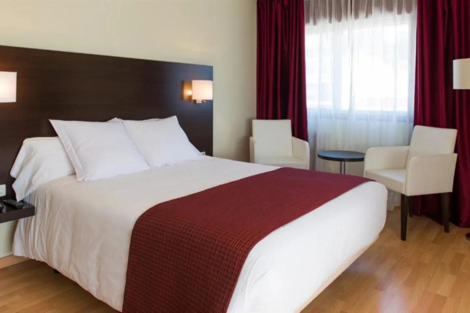 Hotel Santiago Apostol