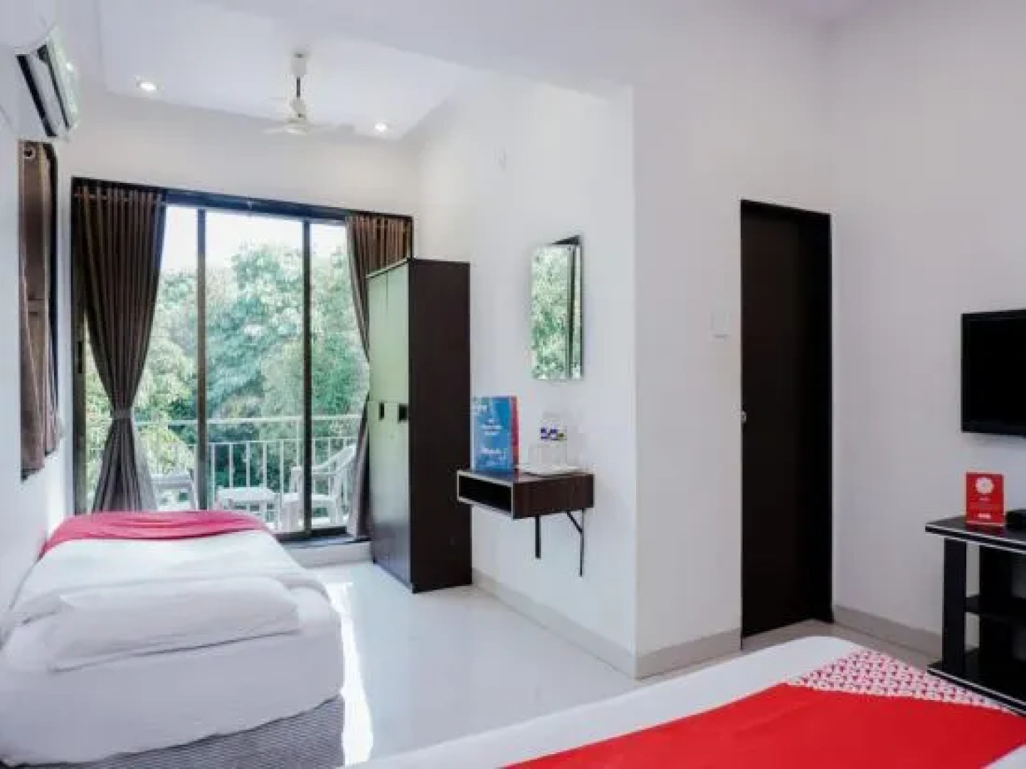 Ilif 2801 Dream Holidays, Lonavala