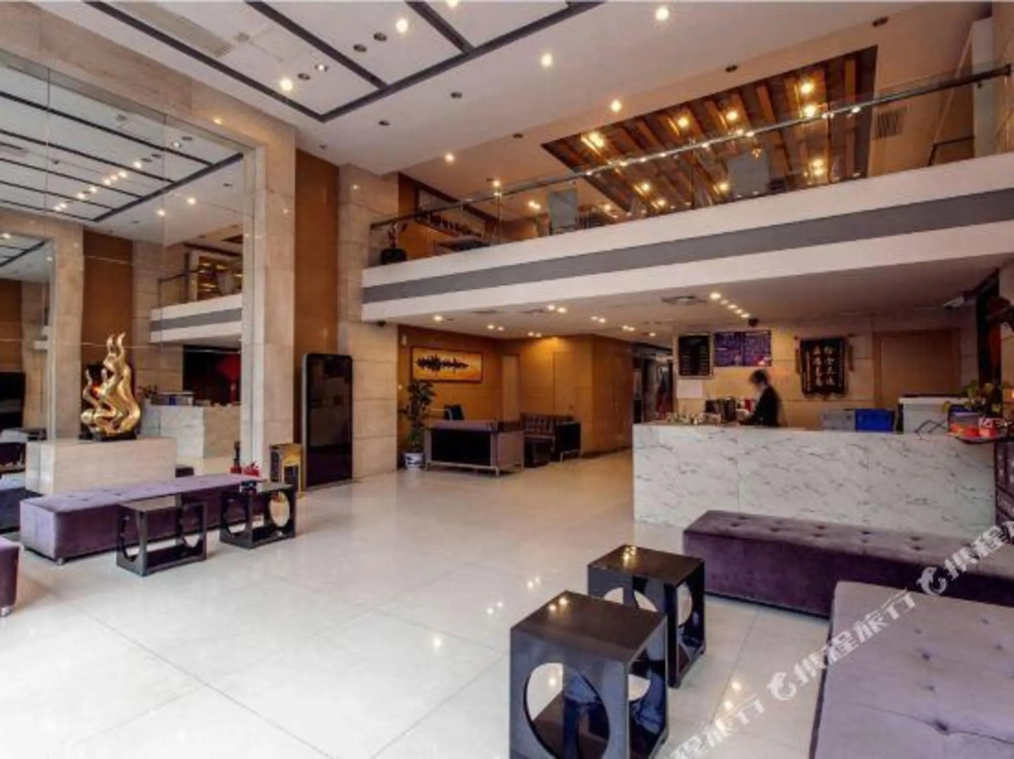 Huayue Apartment Hotel