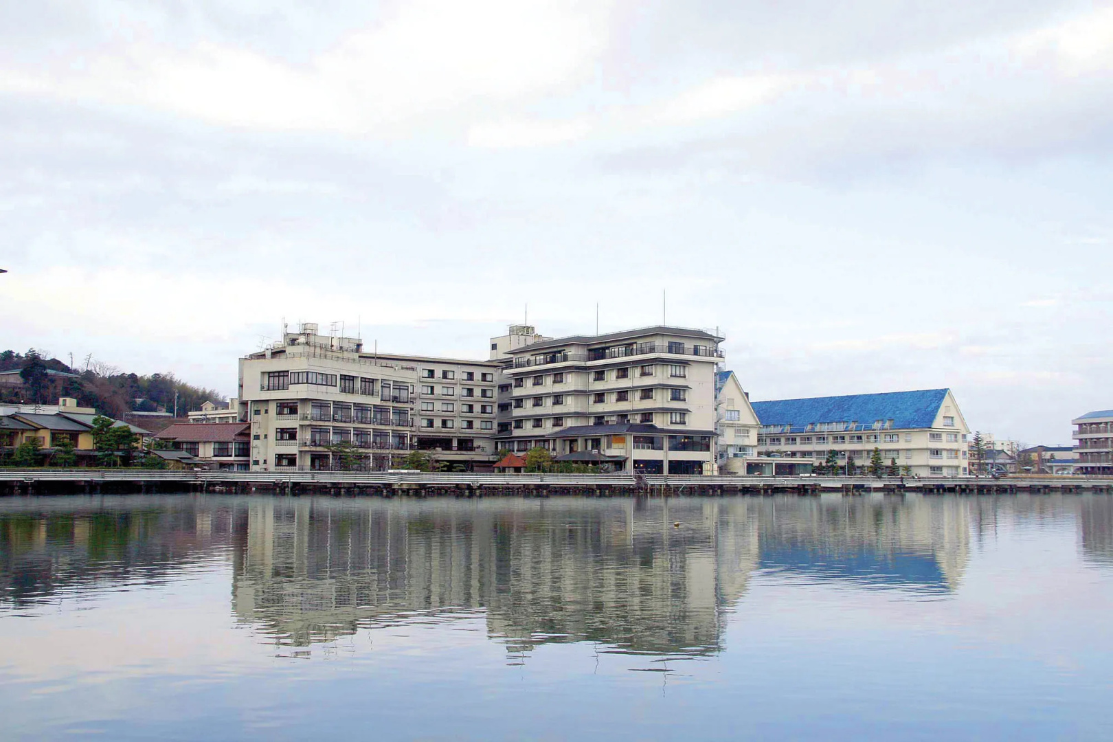 Ooedo Onsen Monogatari Premium Kaga Maruya