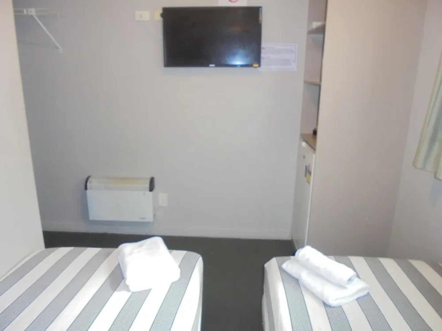 Utopian Motel Taupo - Hostel