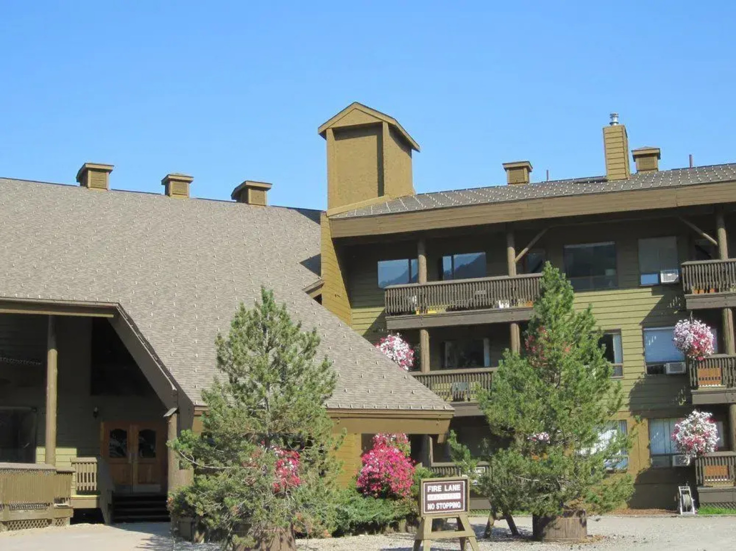 The Griz Inn by Park Vacation Management
