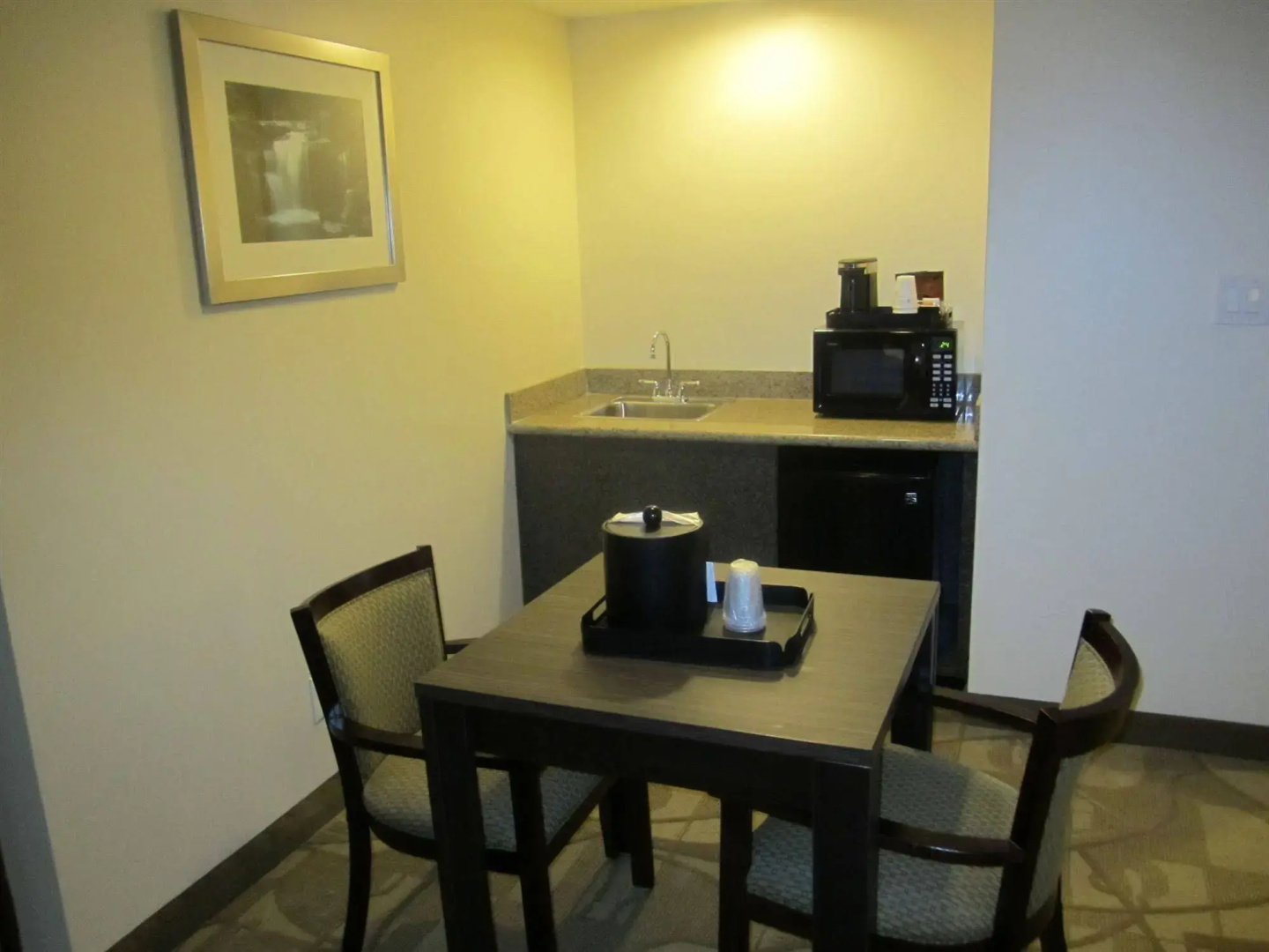 Best Western Plus The Inn & Suites At The Falls
