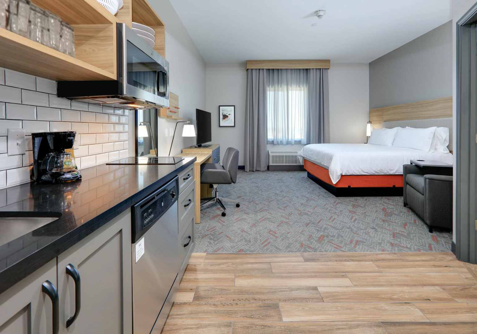 Candlewood Suites DFW West - Hurst by IHG