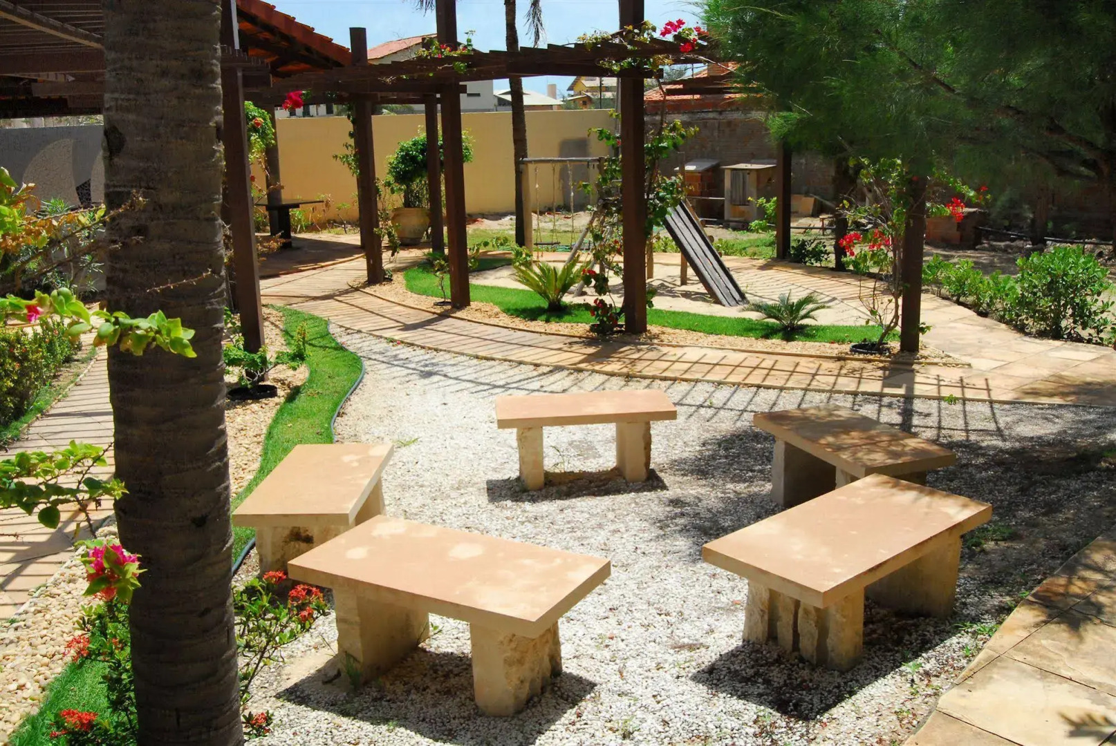 OYO Kalamari Beach Hotel