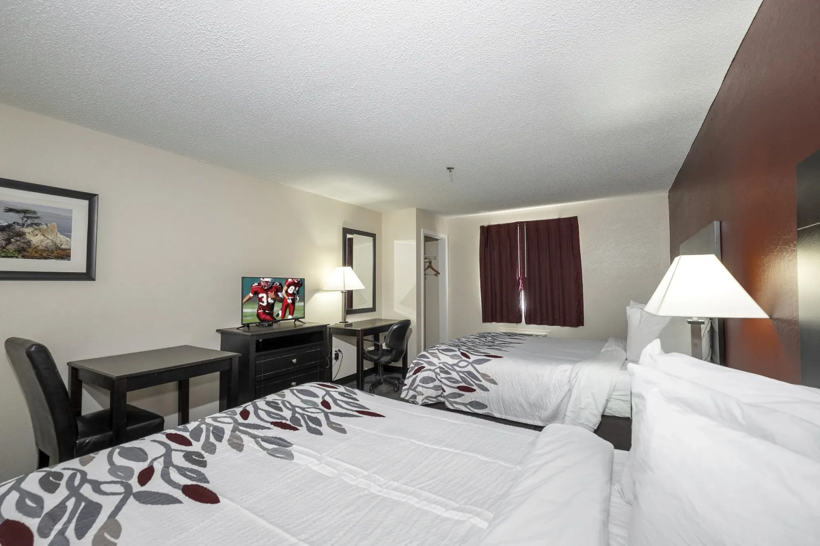 Red Roof Inn & Suites Pensacola - NAS Corry