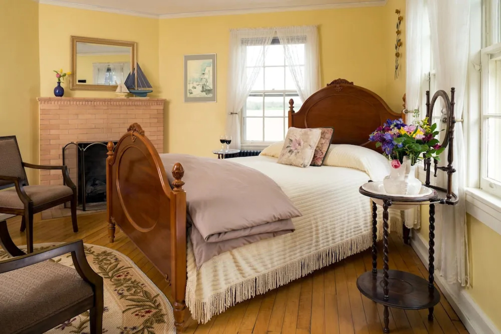 Yale Manor B&B and Yurt Glamping