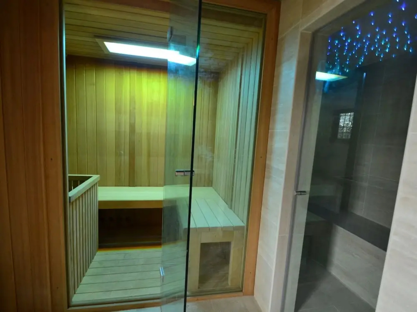 Nice Farmhouse in Montecatini Terme with Sauna & Hot Tub