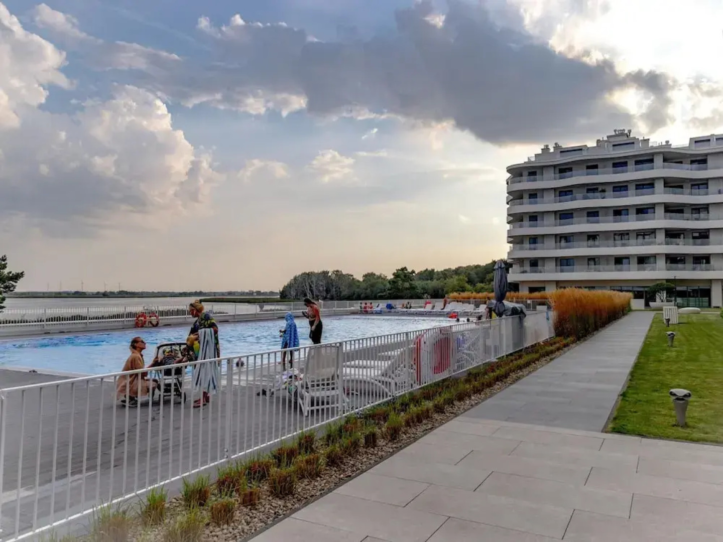 Apartment in Rogowo Near Beach and Lake