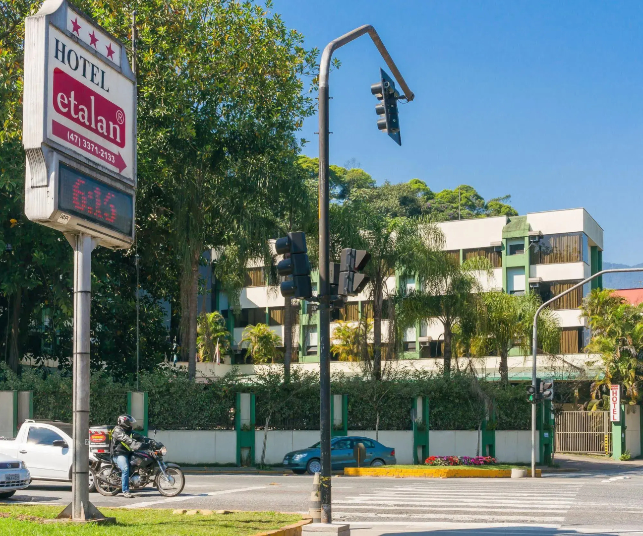 Harbor Inn Jaraguá