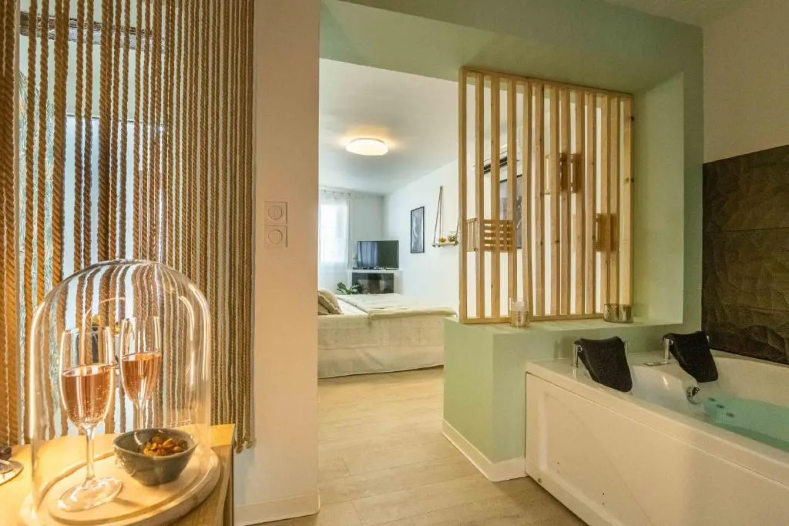 Le Lovely Narbonnais - Balneo & Sauna