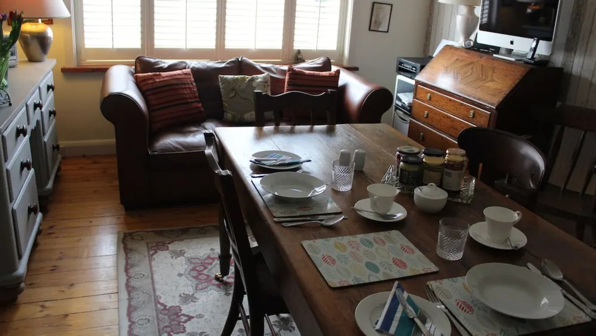 Cranleigh House Bed And Breakfast