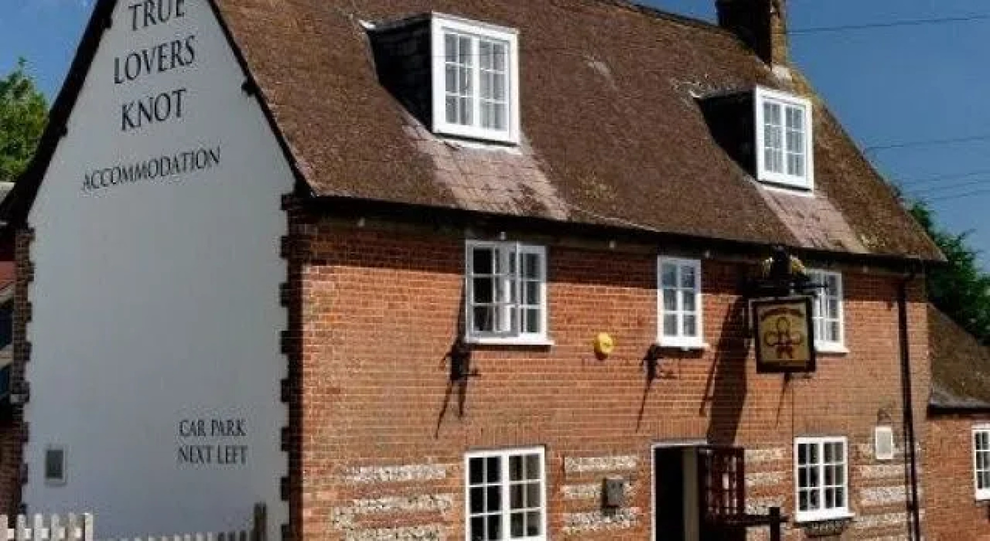 True Lovers Knot - Inn