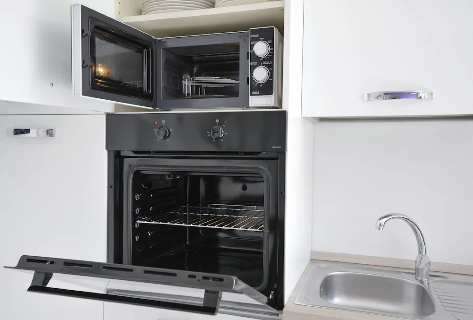 AT Home Heart of Milan - City Apartment