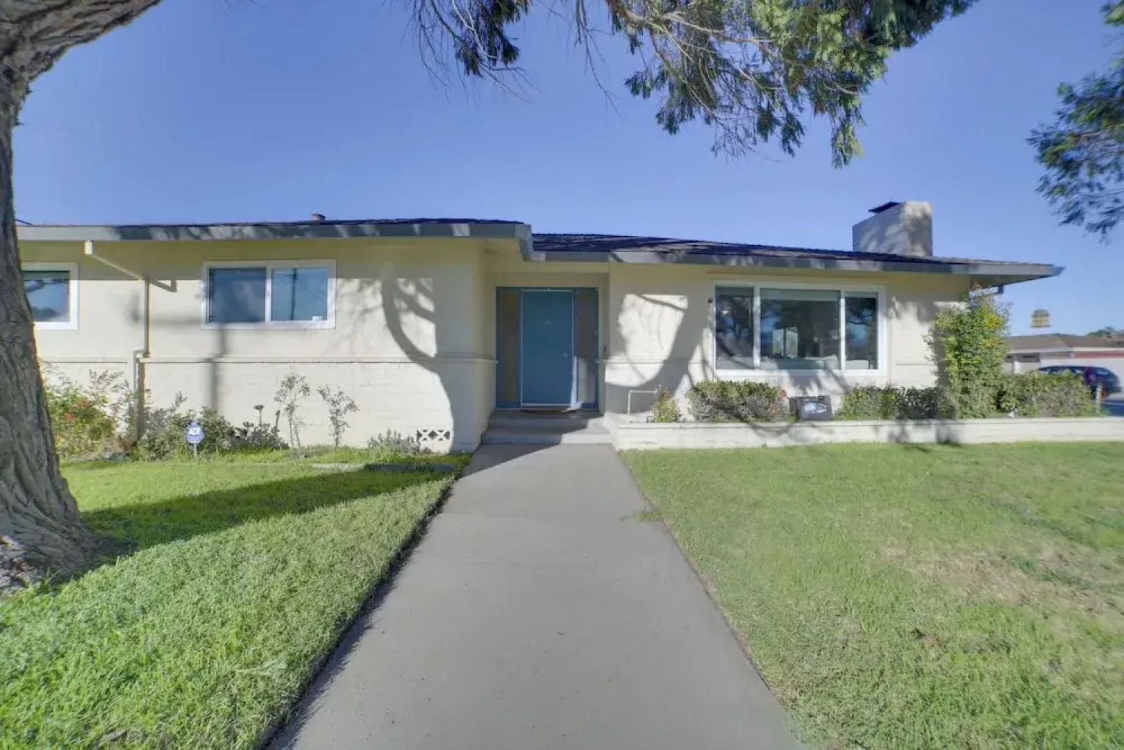 Quiet Salinas Vacation Rental 10 Mi to Beach