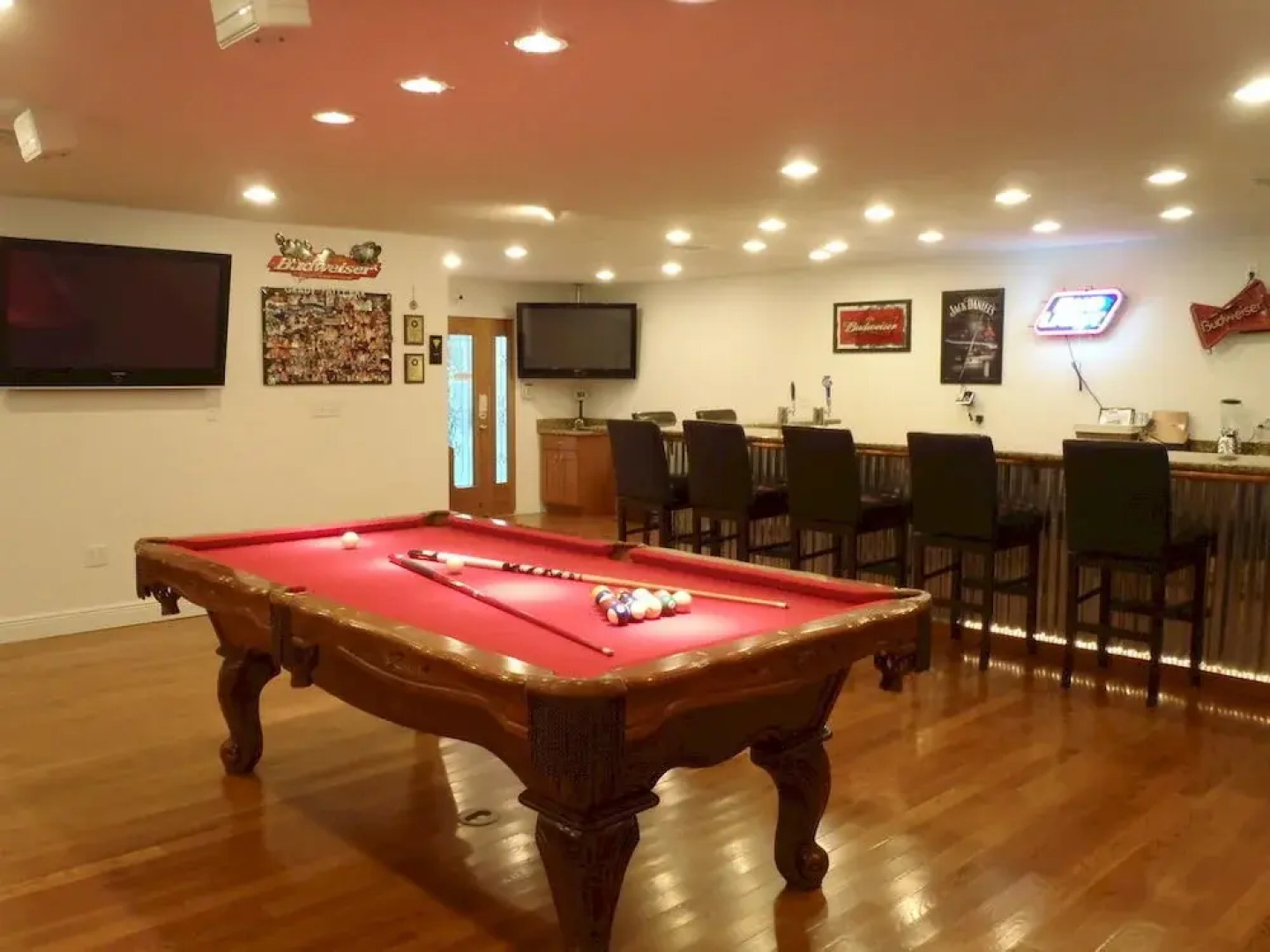 The Great Escape River House