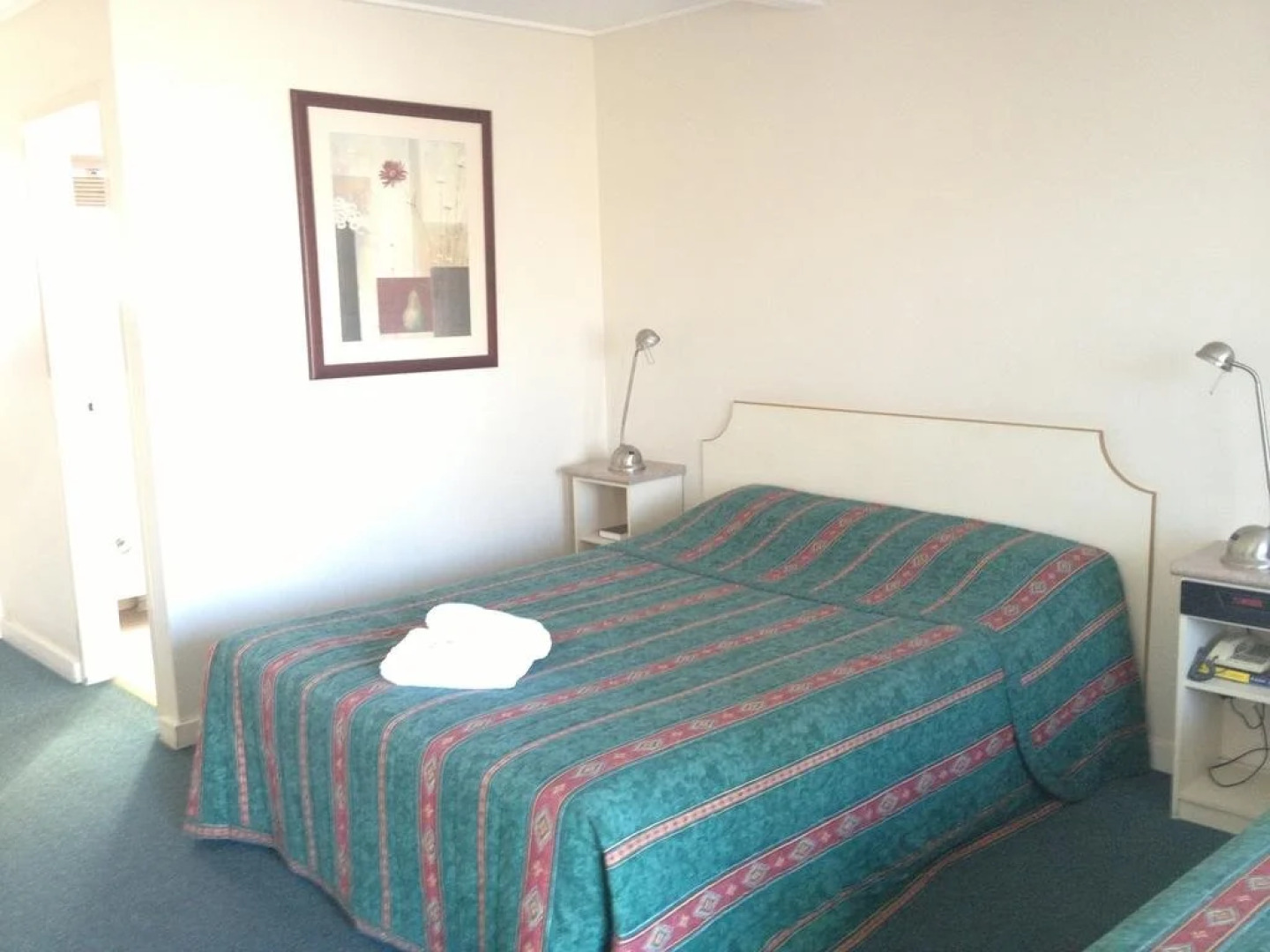 Comfy 2-bedroom Apartment With a Clyde River View