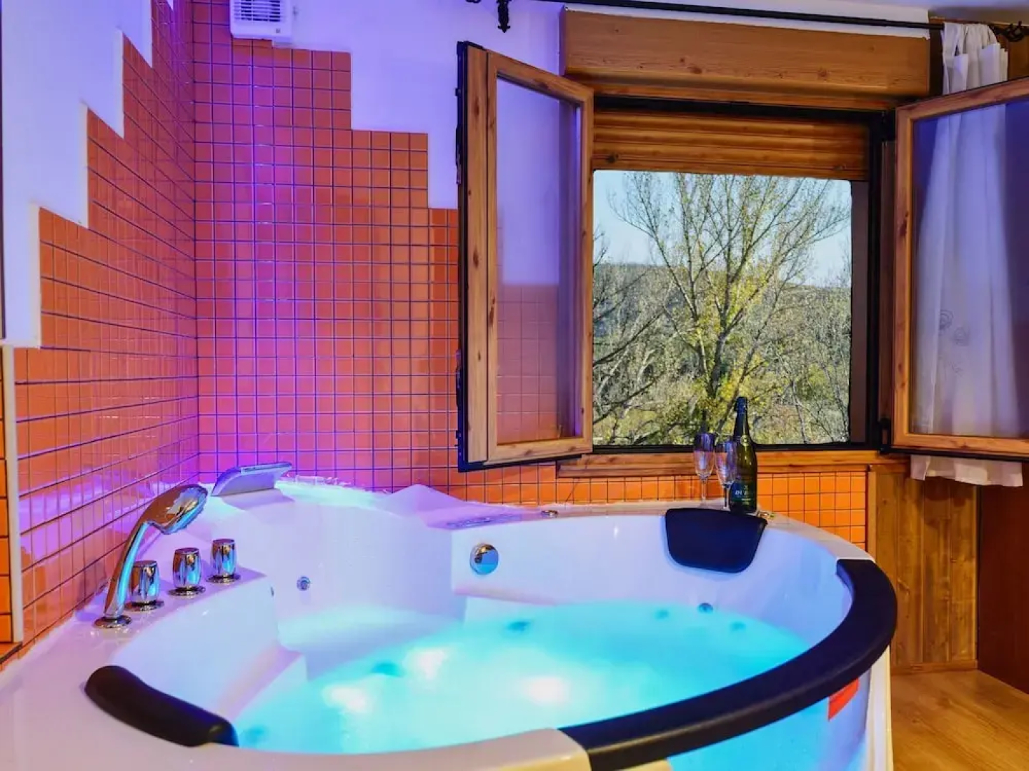 Modern Apartment in Riello with Hot Tub
