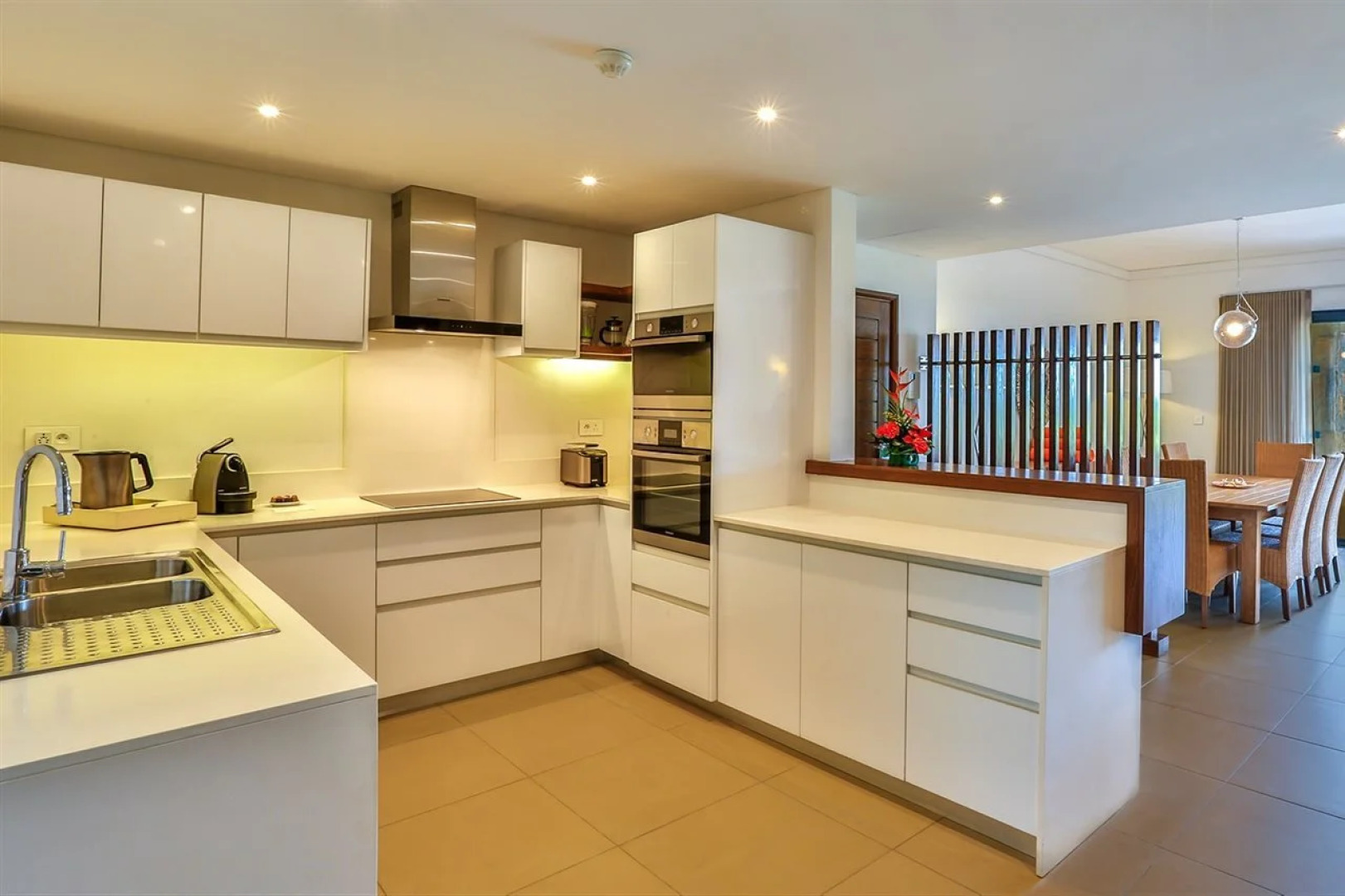 Azuri Resort by Life in blue