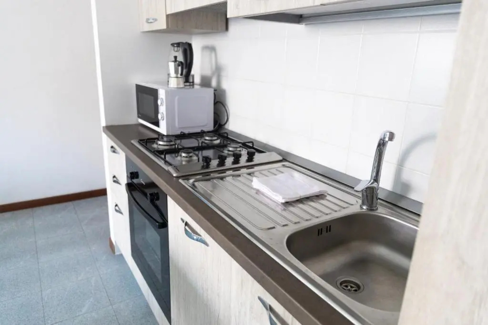 The SUNSET 2 by Design Studio