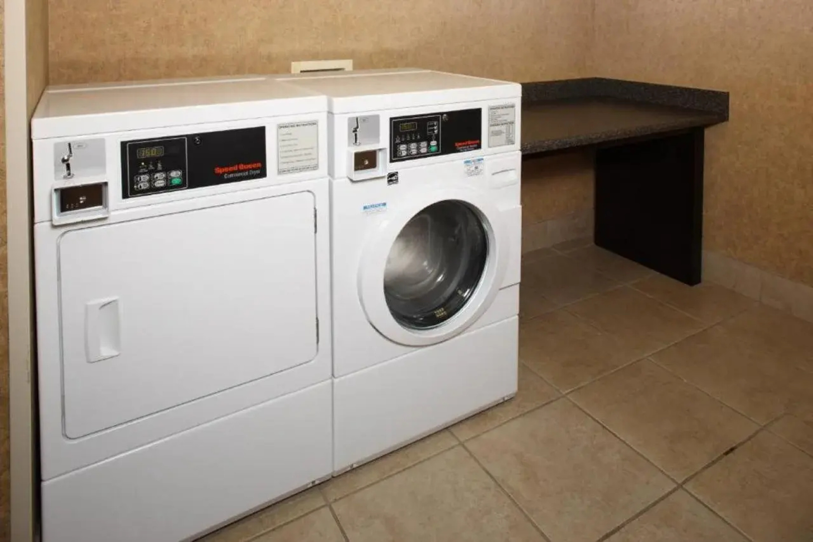 Comfort Suites Mobile-South Alabama University Area
