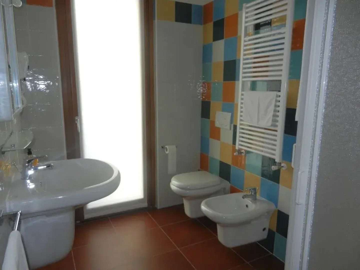 B&B Ad Hoc
