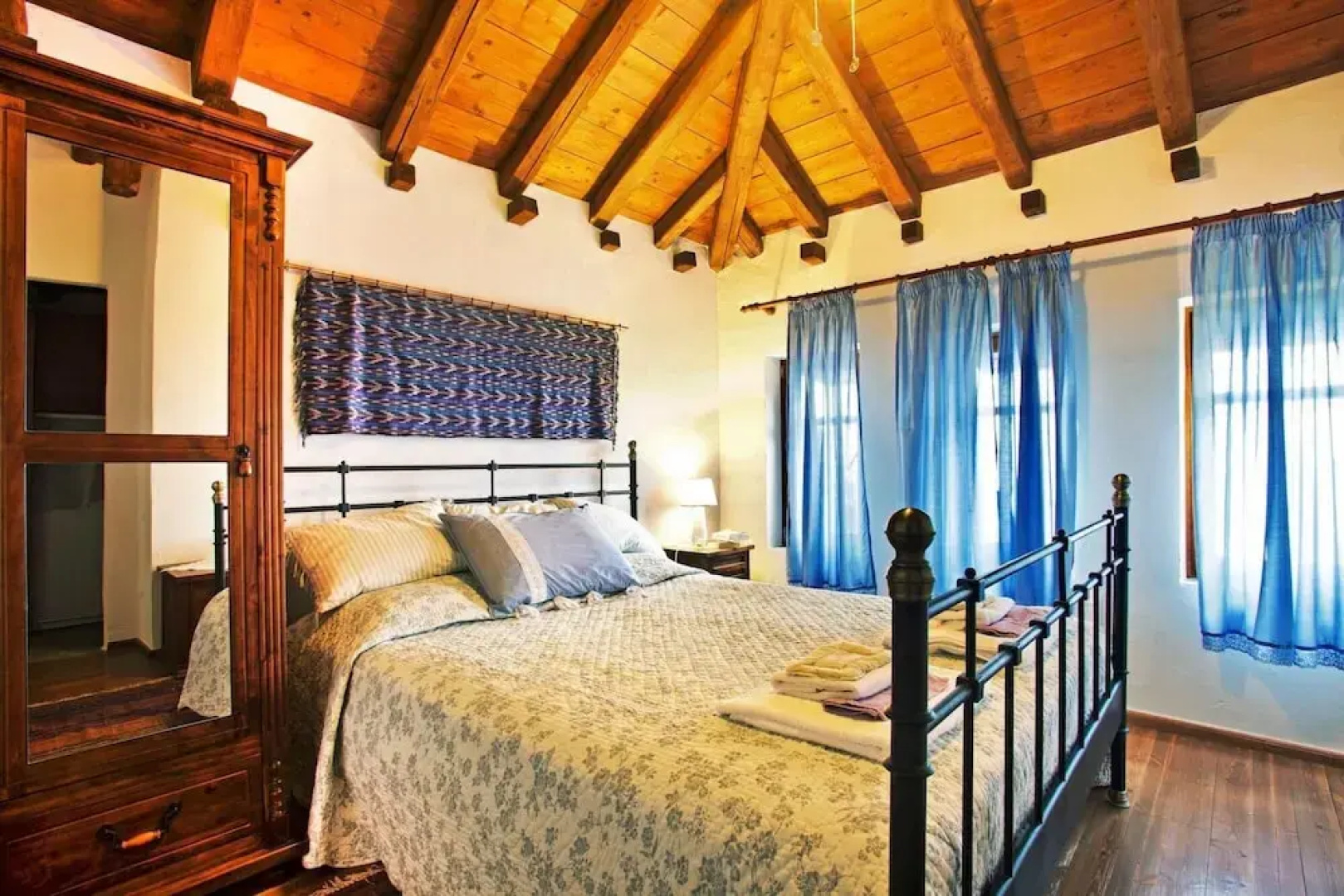 Pelion Homes Villa Dioni Cooling Pool 2 Rooms