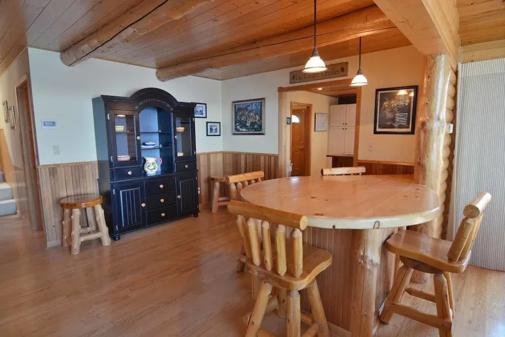 Sunset Shores Retreat 3 Bedrooms 2 Bathrooms Condo