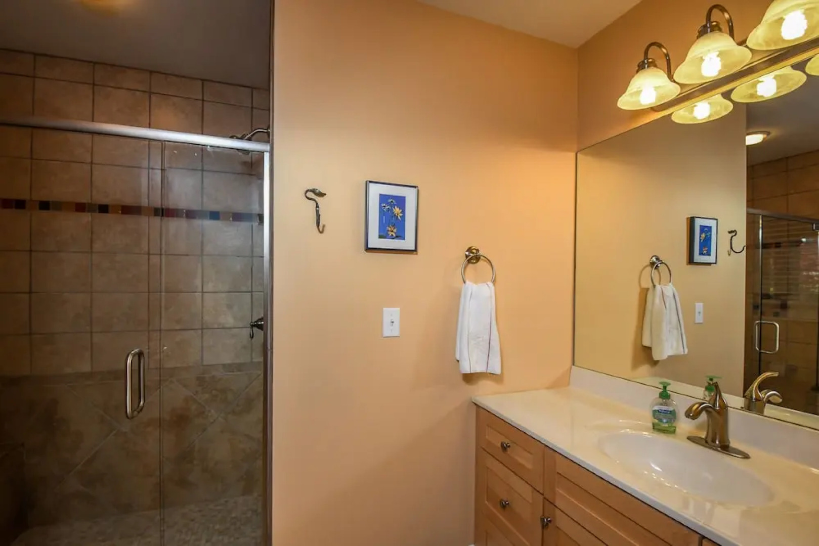 Wisp' n Away 5 Bedroom House