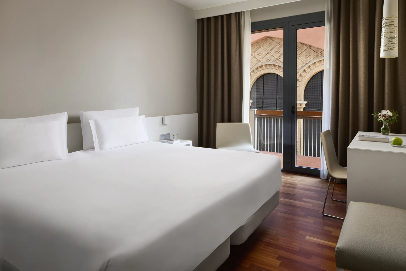 NH Castellón Mindoro Hotel