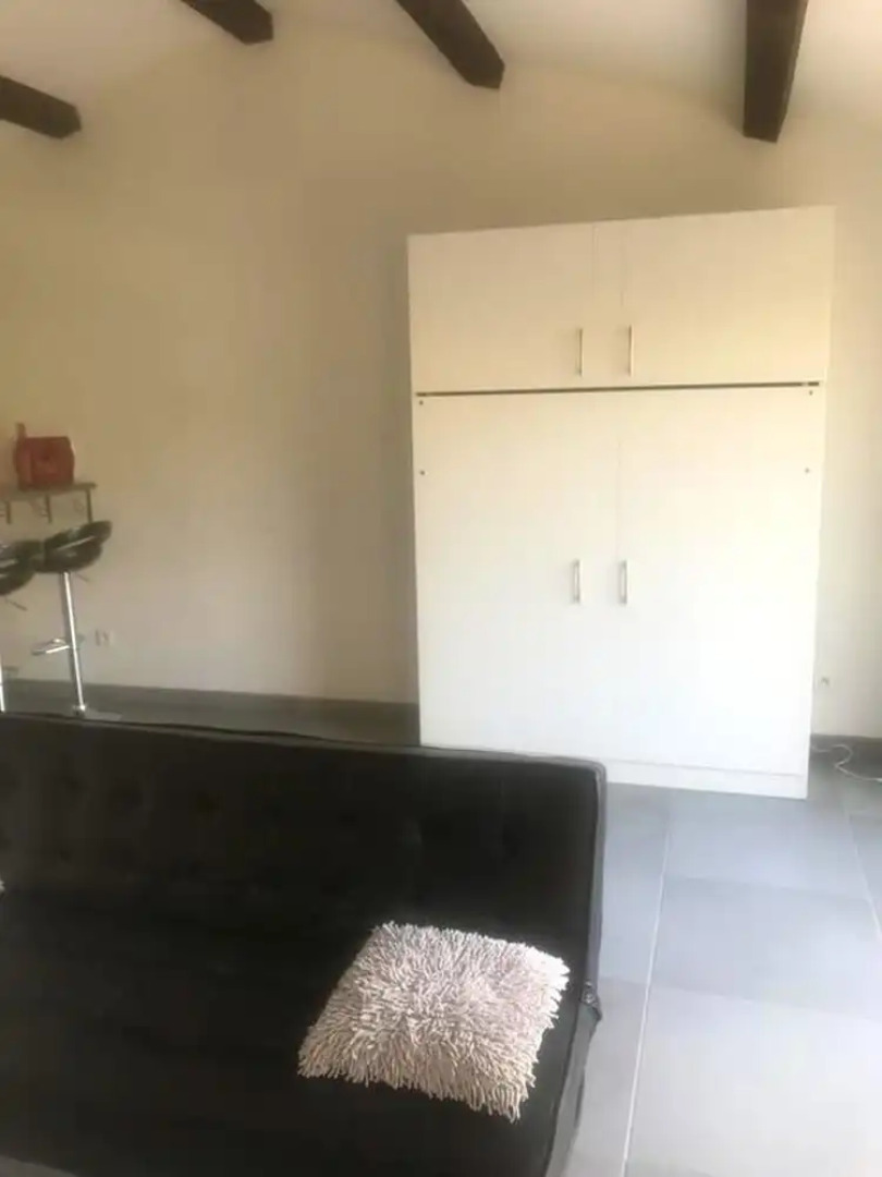 Studio in Lançon-provence, With Shared Pool, Furnished Garden and Wifi