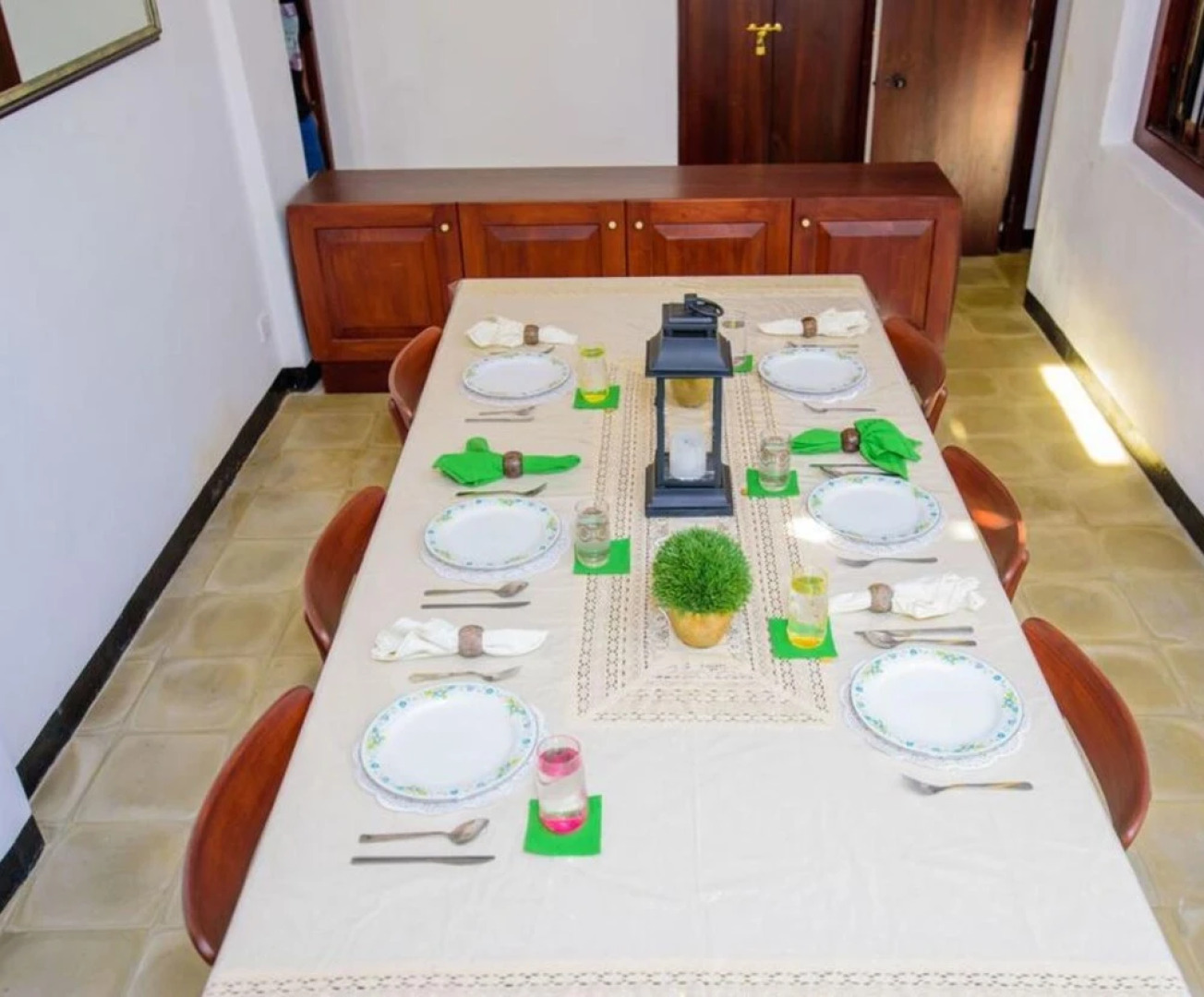 The Berrycove Bungalow