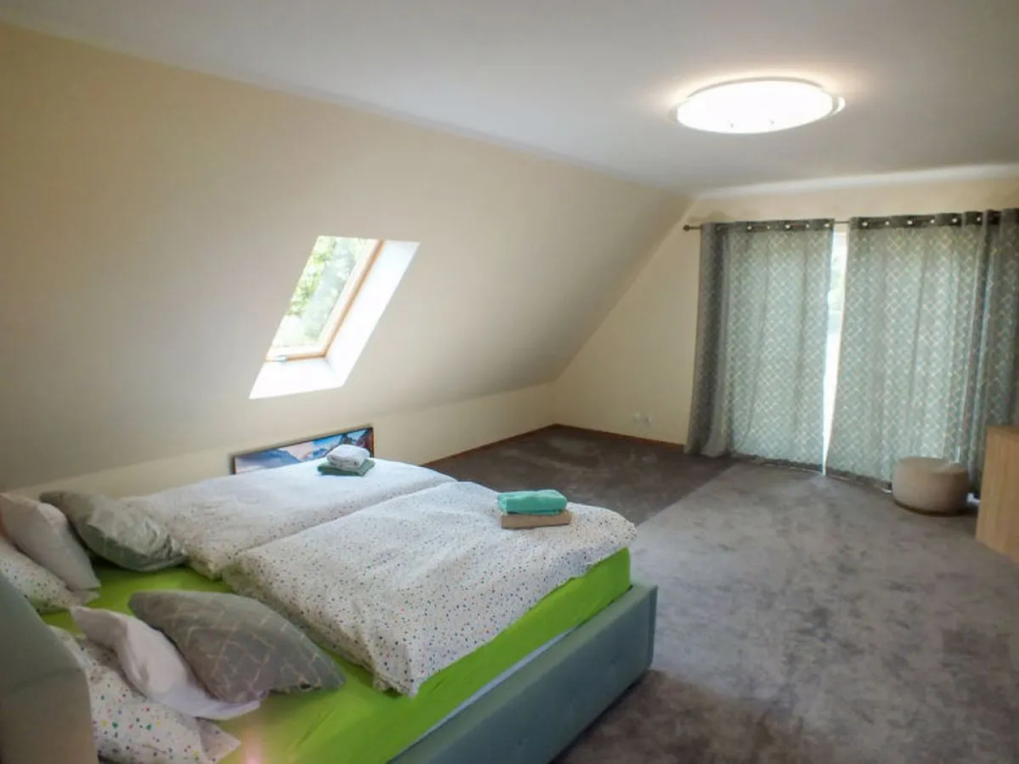 Country House Premium