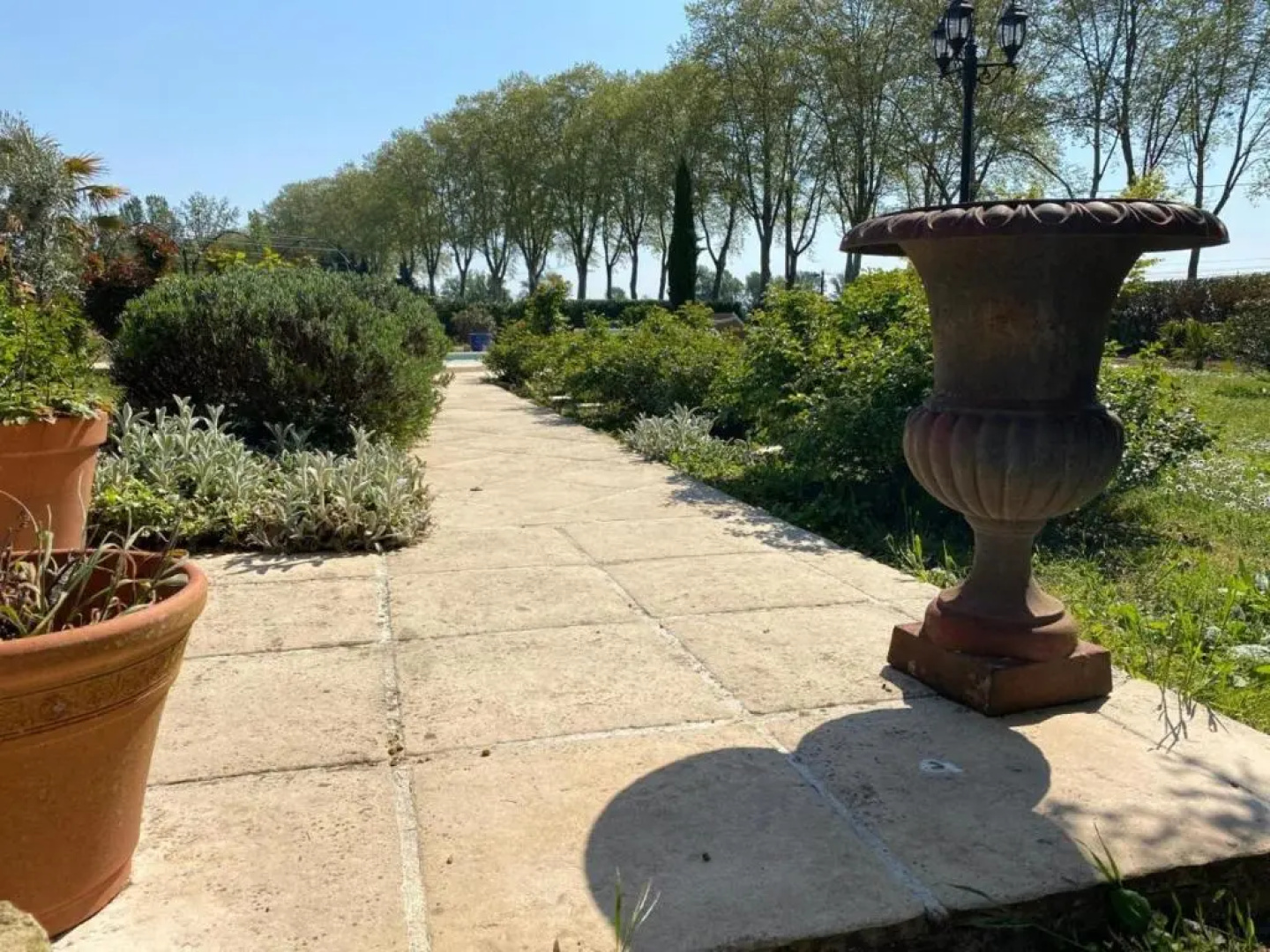 Villa de 2 chambres avec piscine privee terrasse amenagee et wifi a Lisle sur Tarn