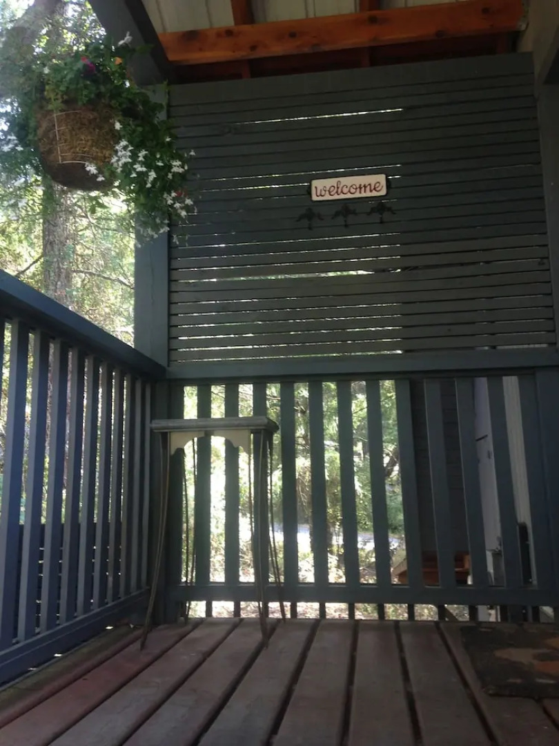 Salt Spring Carriage House B&B