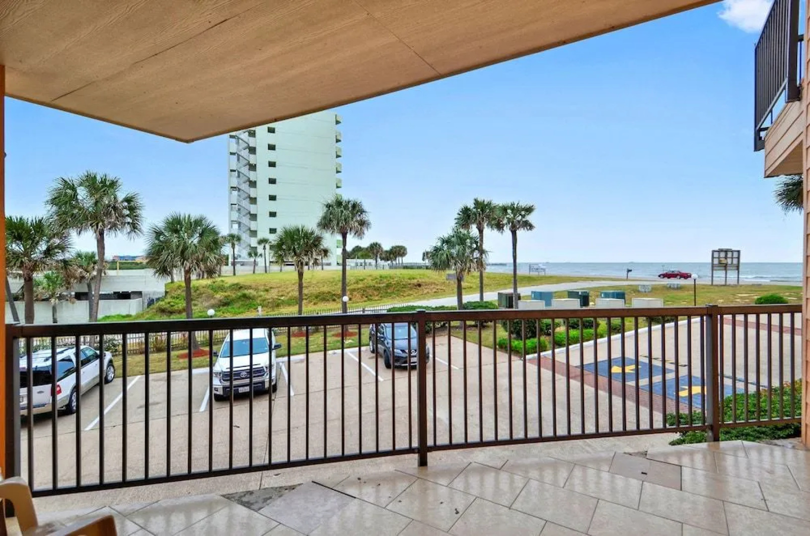 Ahoy Mateys 1 Br condo by RedAwning