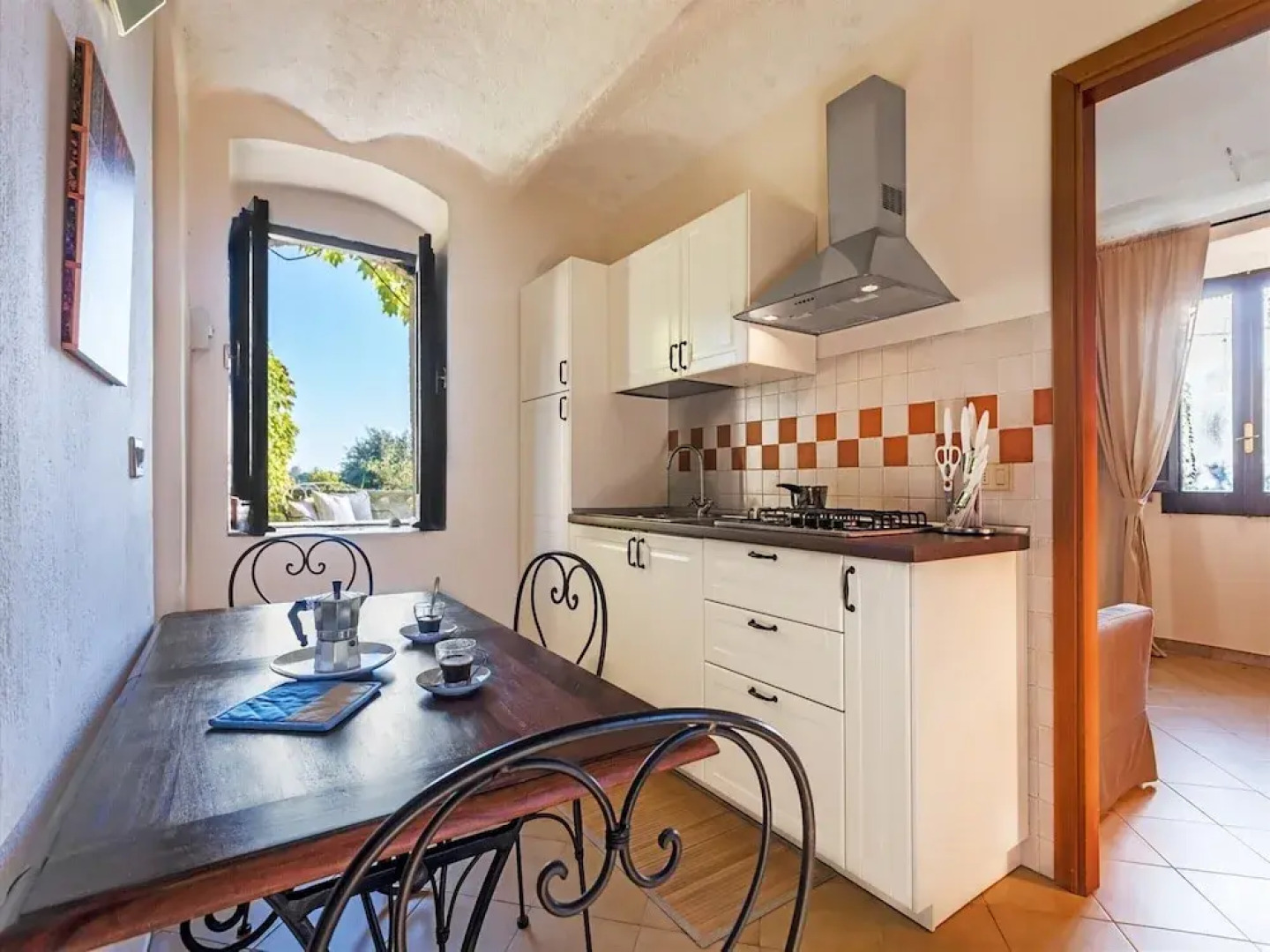 Romantic Beachfront Getaway