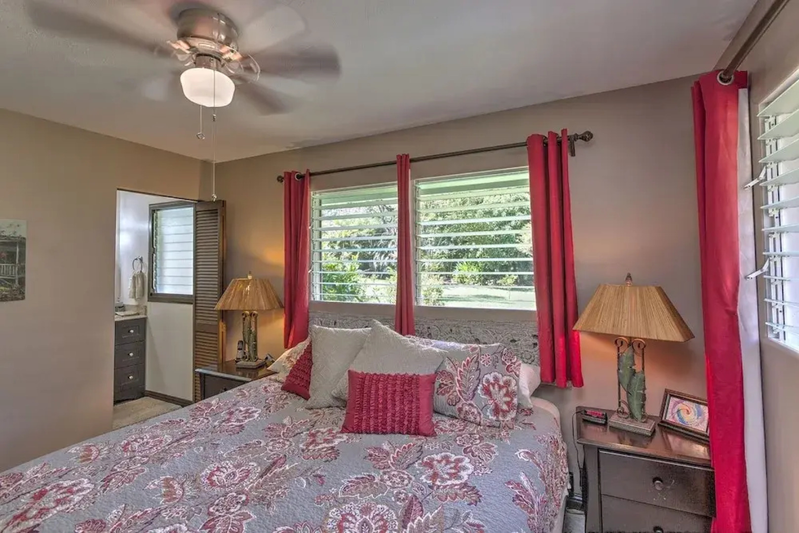 Hale O Nani Mala Pua 3 Bedroom Home by RedAwning