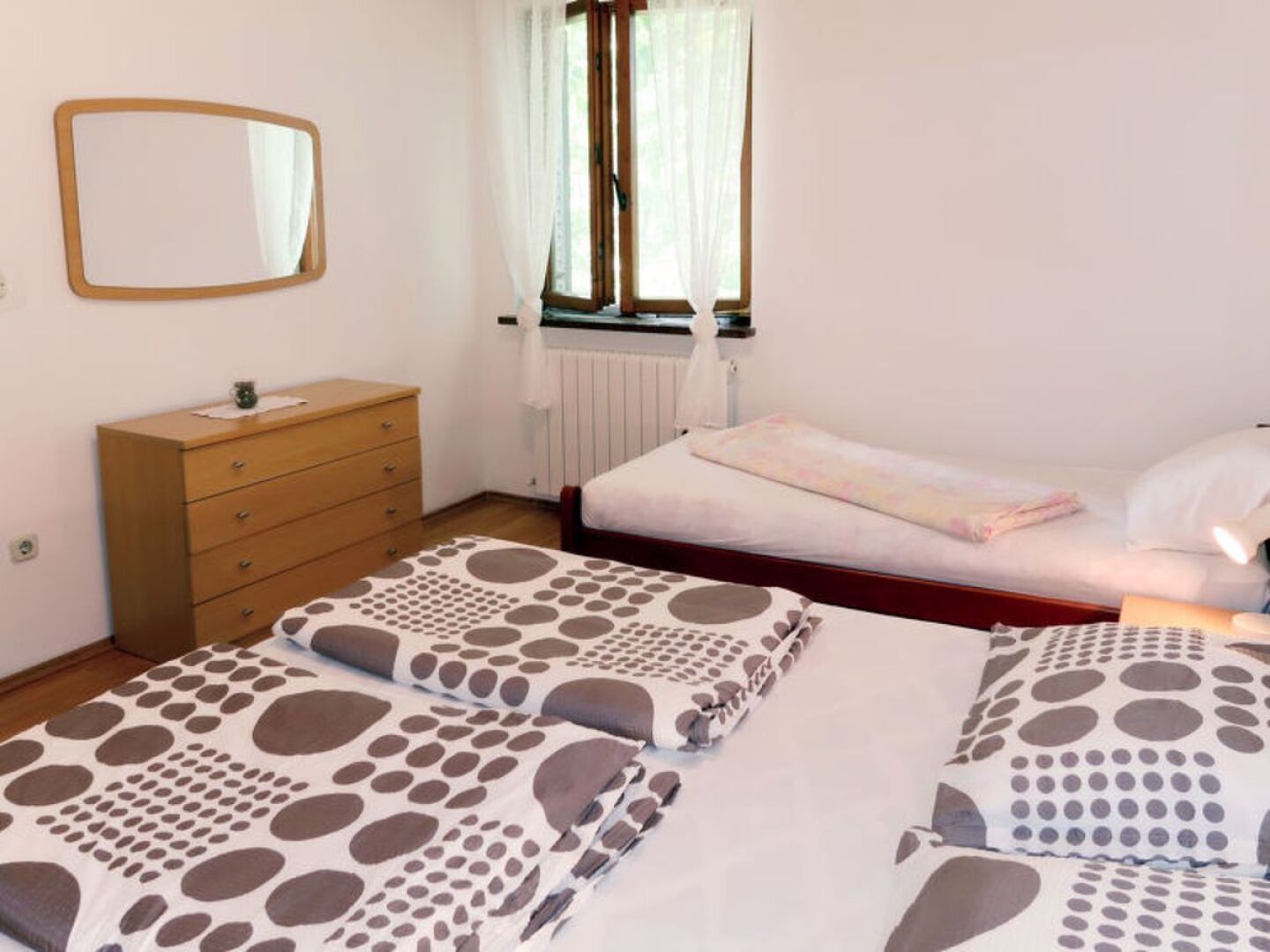 Mirjana (LBN312) 22664