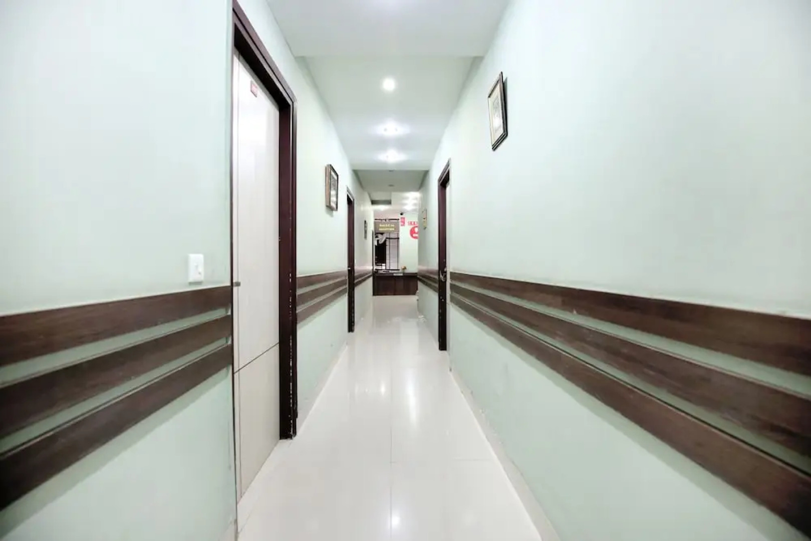 OYO 3131 Hotel BR Inn