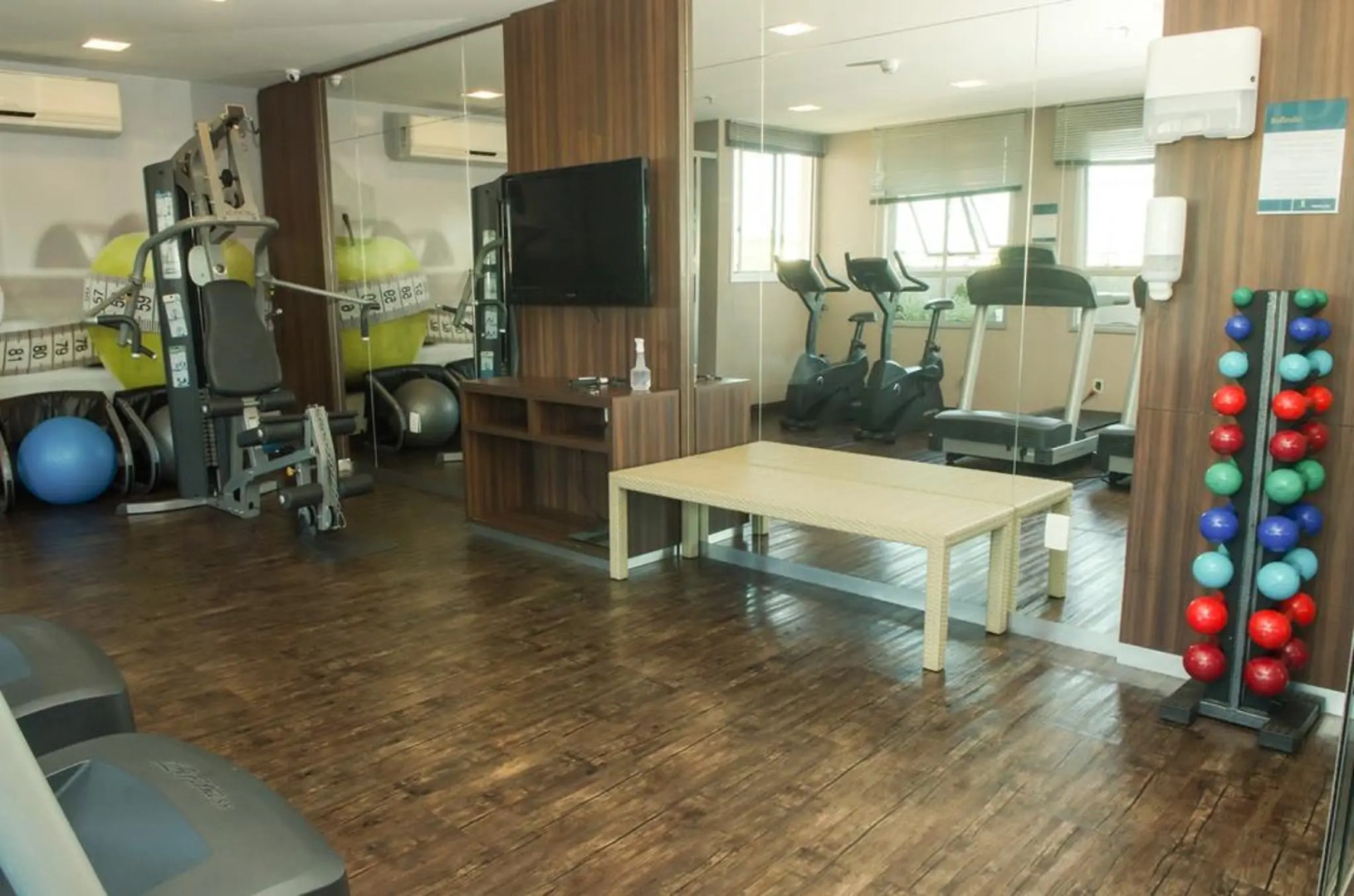 Impar Suites Cidade Nova