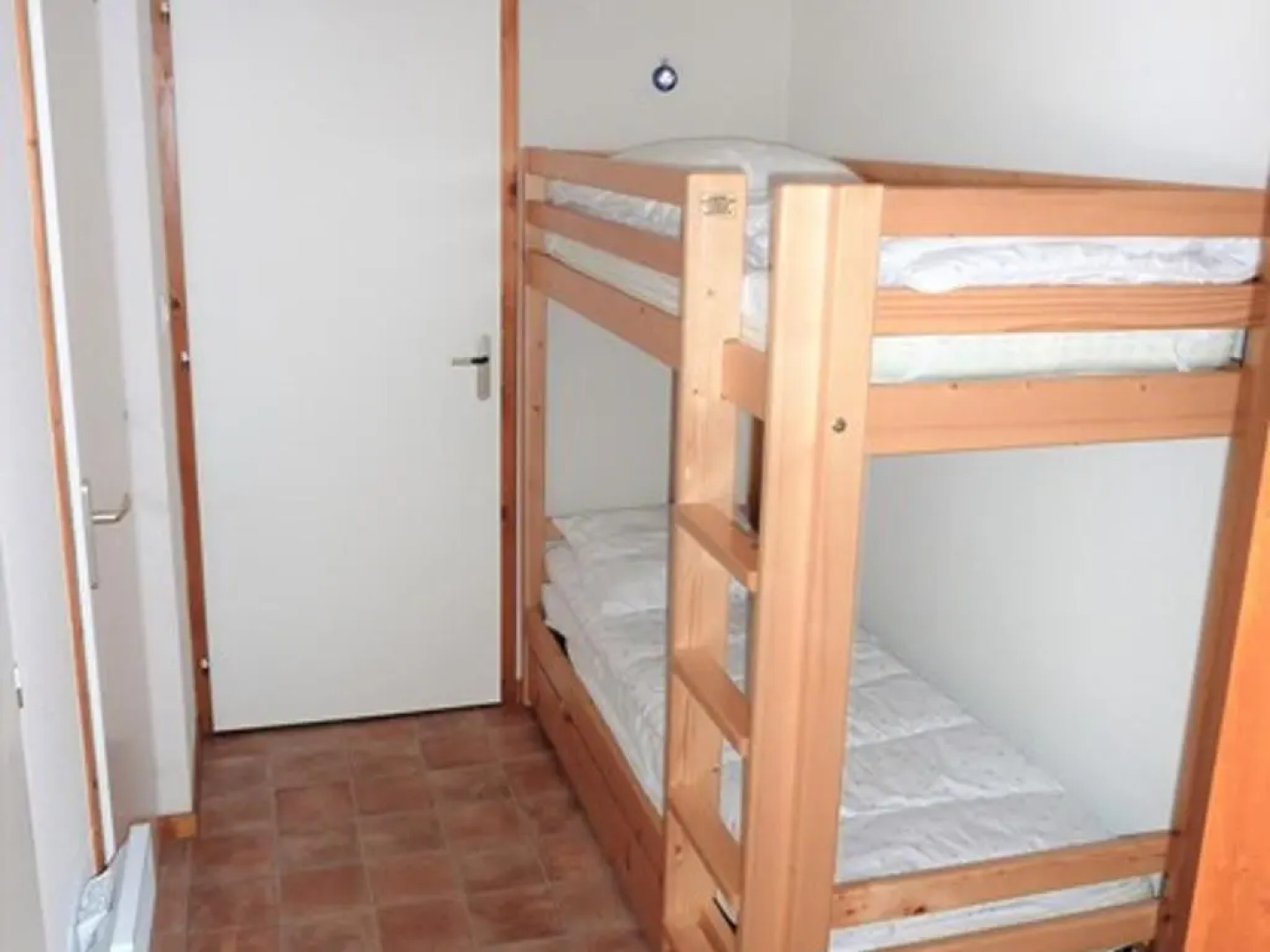 Appartement Le Biot, 2 pièces, 6 personnes - FR-1-573-104