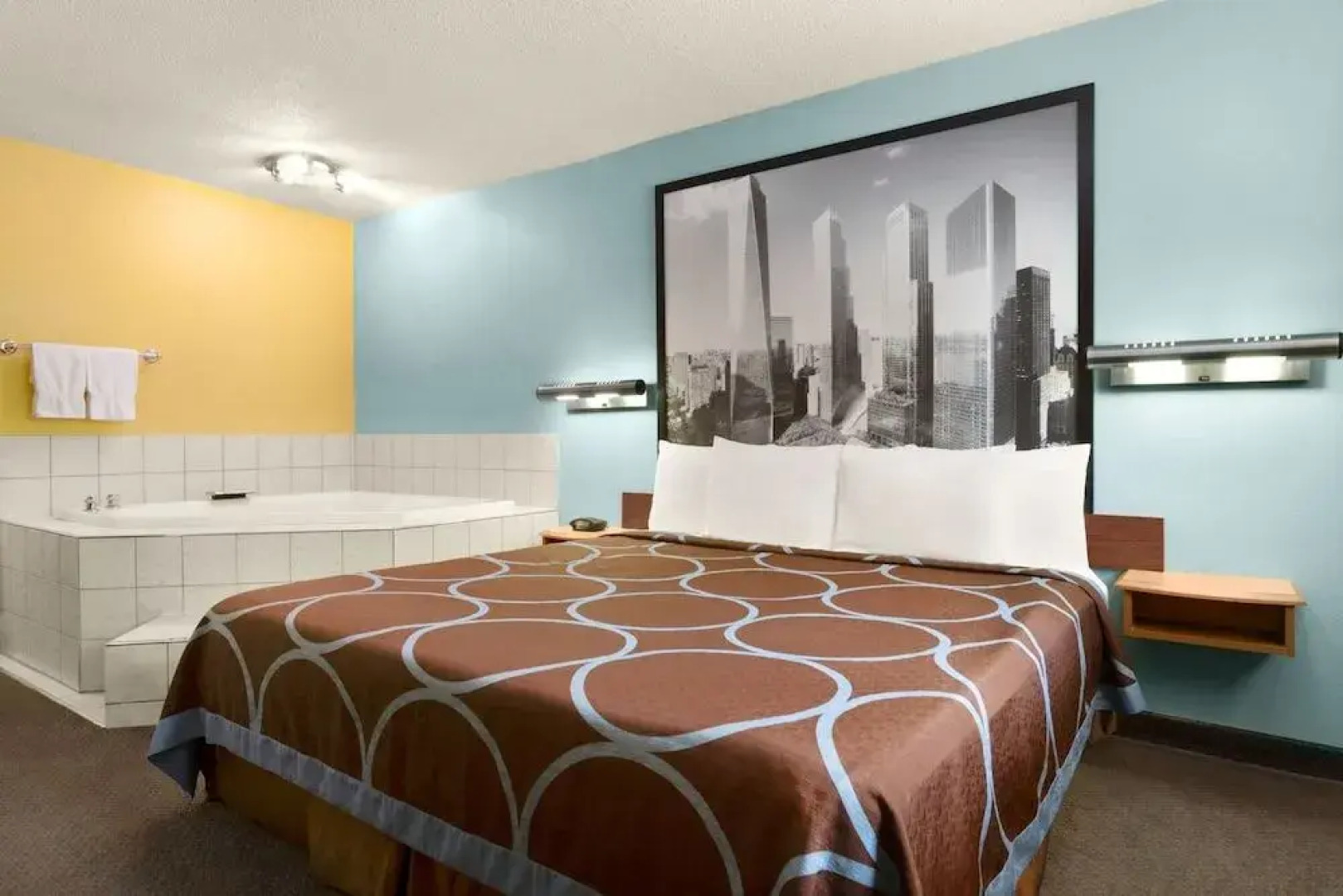 Super 8 by Wyndham Findlay